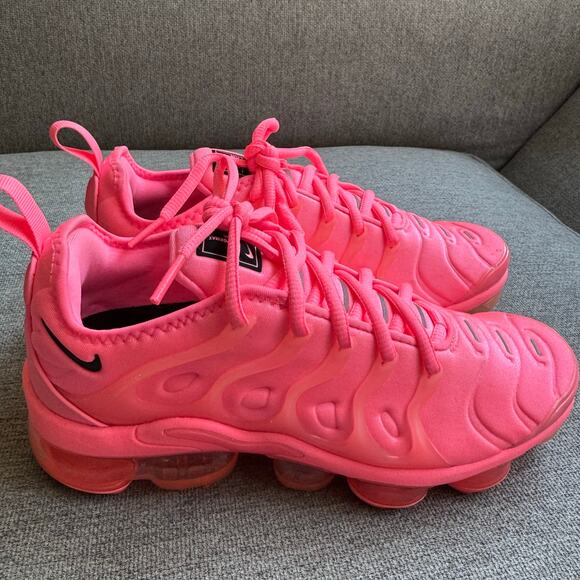 Nike Shoes - Nike Air VaporMax Plus Sunset Pulse Bubblegum Sneakers Shoes Women's Sz 7